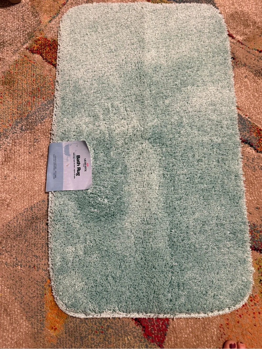 New - Bath mat Seafoam Green Mohawk brand - 23”x59”